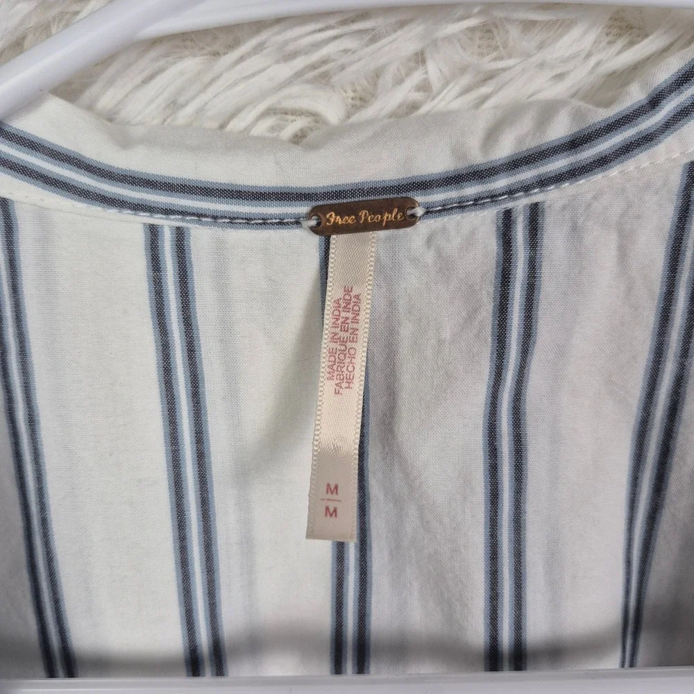 Free People Striped Puff Sleeve‎ V-Neck Tie Back Blouse White Blue Sz M Nautical